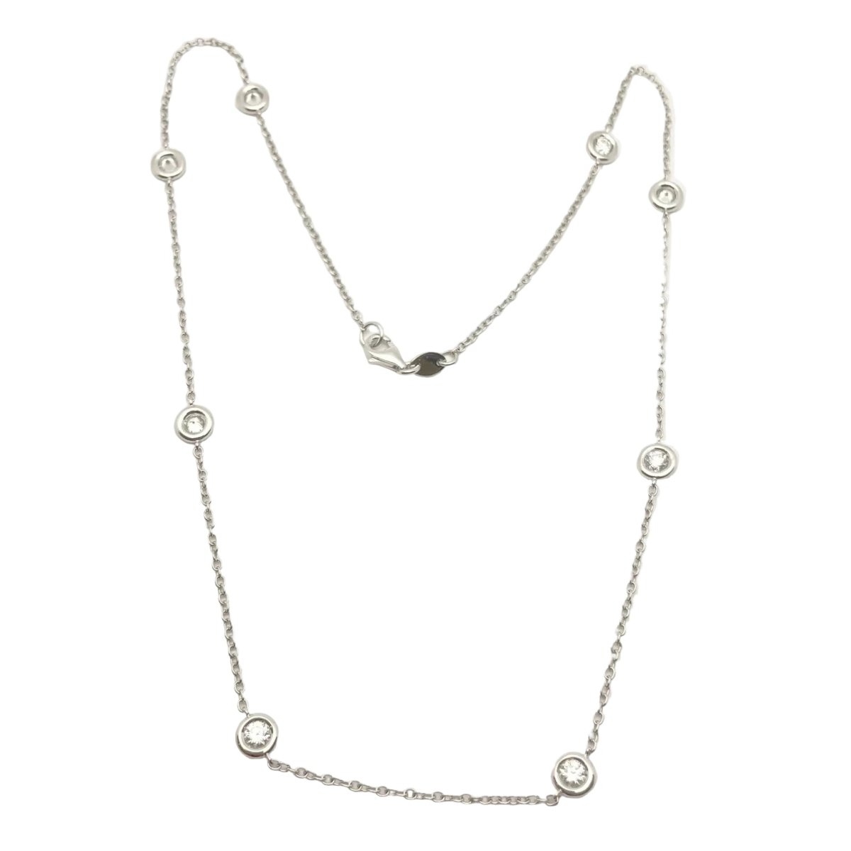Collier en or blanc et diamants - Castafiore