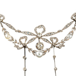 Collier en or blanc, platine, perles et diamants - Castafiore