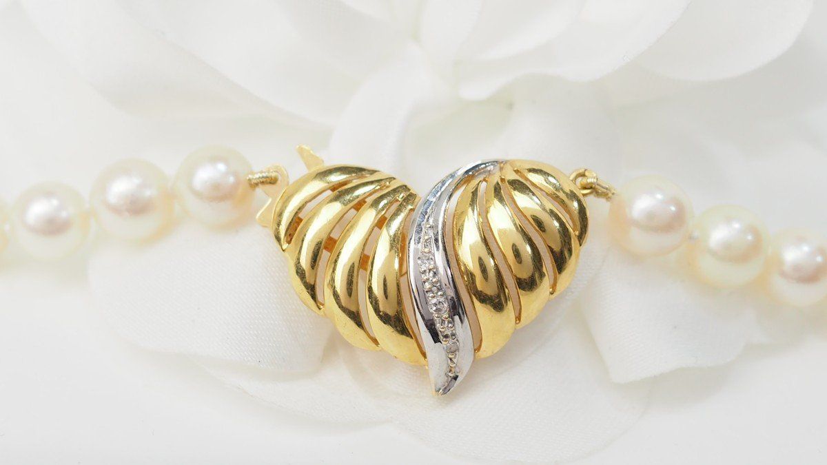 Collier en or jaune et perles de culture - Castafiore