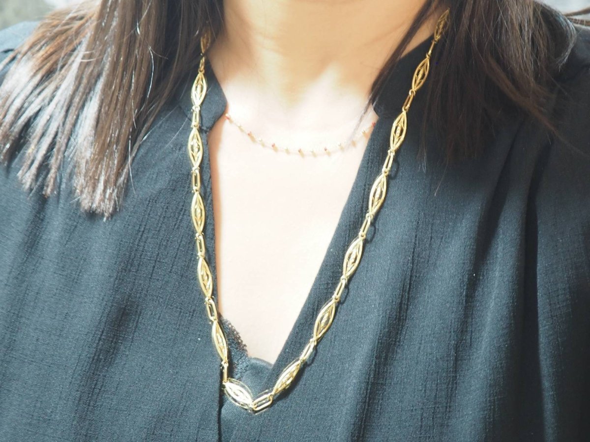 Collier filigrane ancien en or jaune - Castafiore