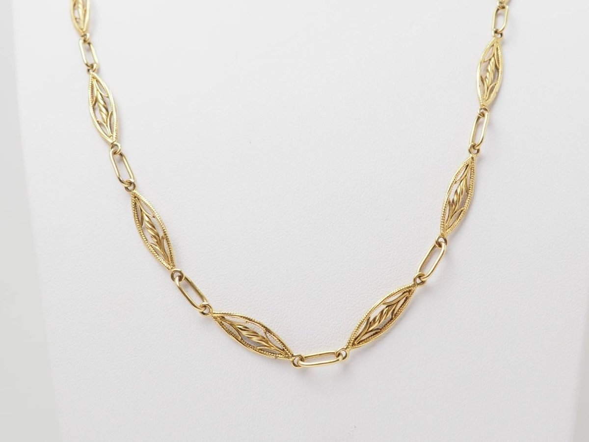 Collier filigrane ancien en or jaune - Castafiore