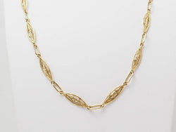 Collier filigrane ancien en or jaune - Castafiore
