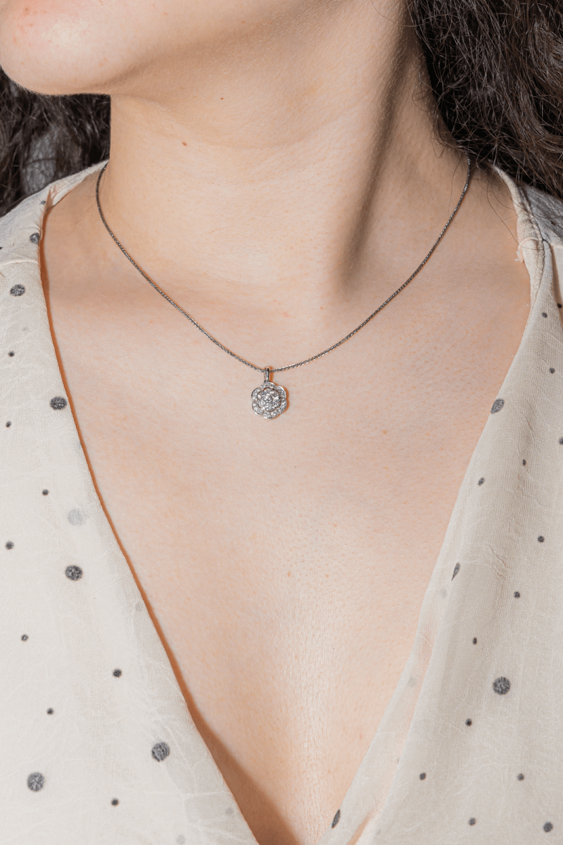 Collier Fleur Diamant en Or Blanc - Castafiore