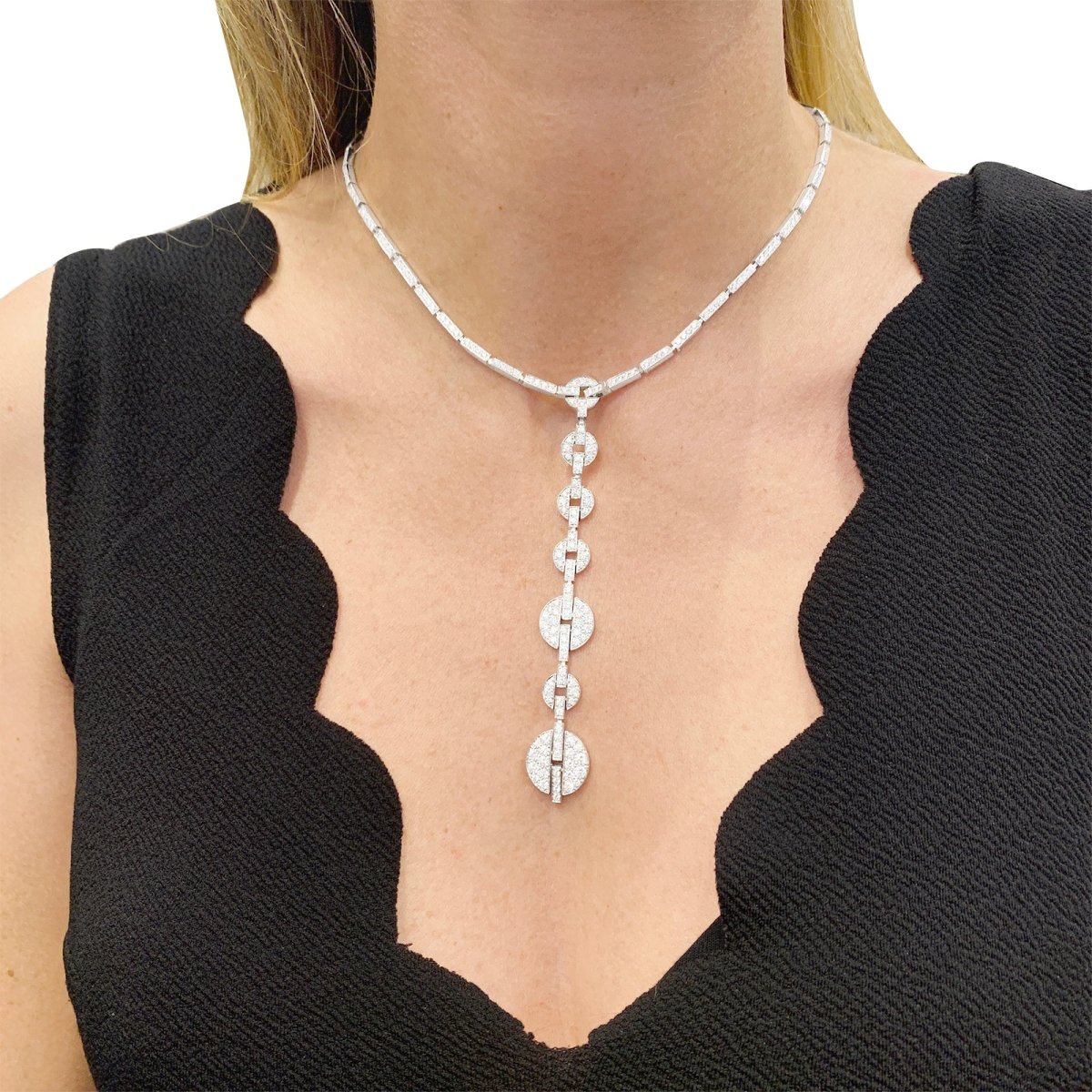 Collier Haute Joaillerie Cartier "Himalia" or blanc, diamants. - Castafiore