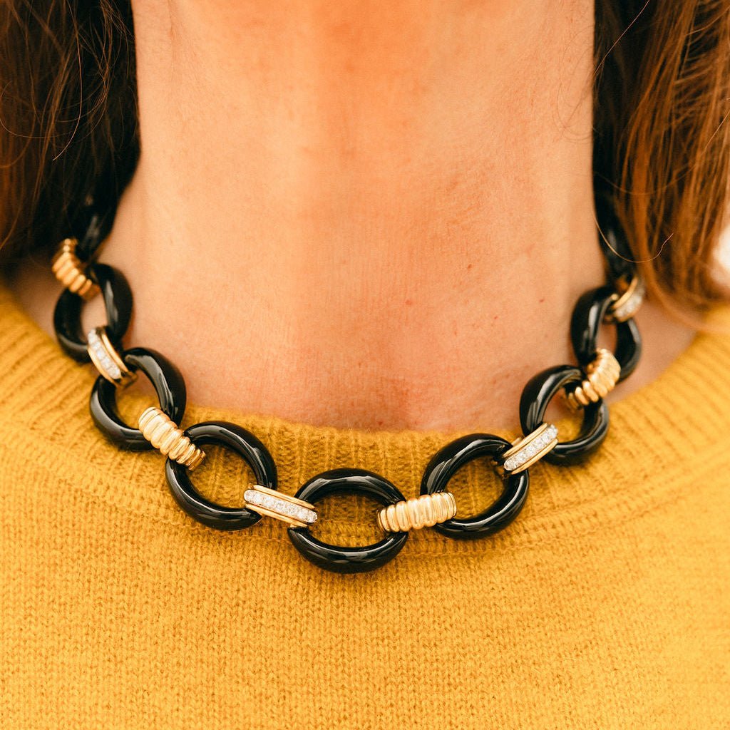 Collier Maille en or jaune, onyx et diamants - Castafiore