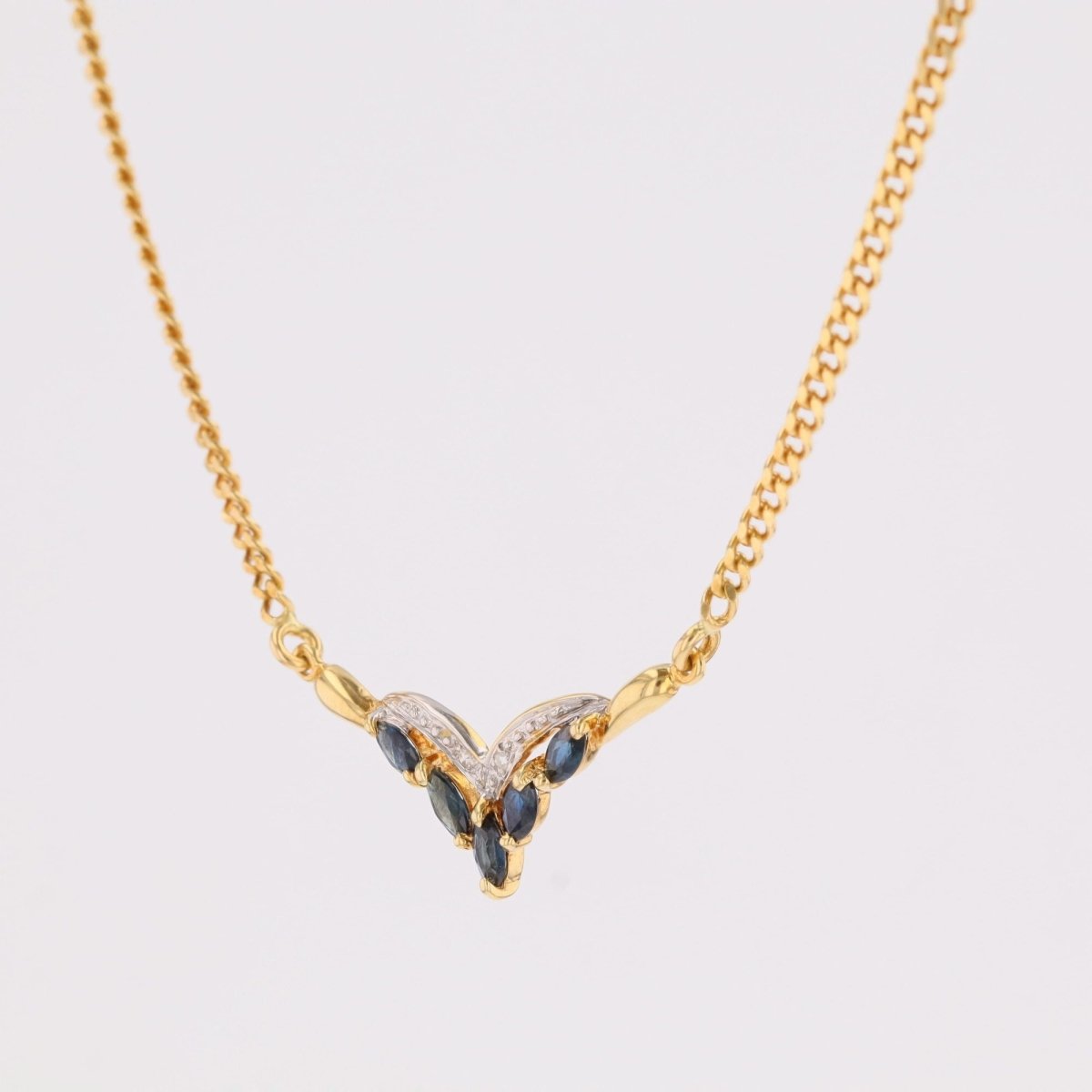 Necklace yellow gold shuttle sapphires diamonds