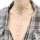 Collier MIKIMOTO en or blanc, perles blanches et diamants - Castafiore