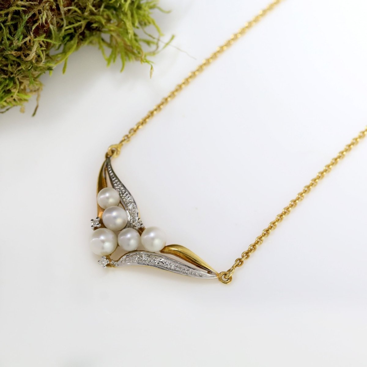 Necklace modern two golds diamonds cultured pearls