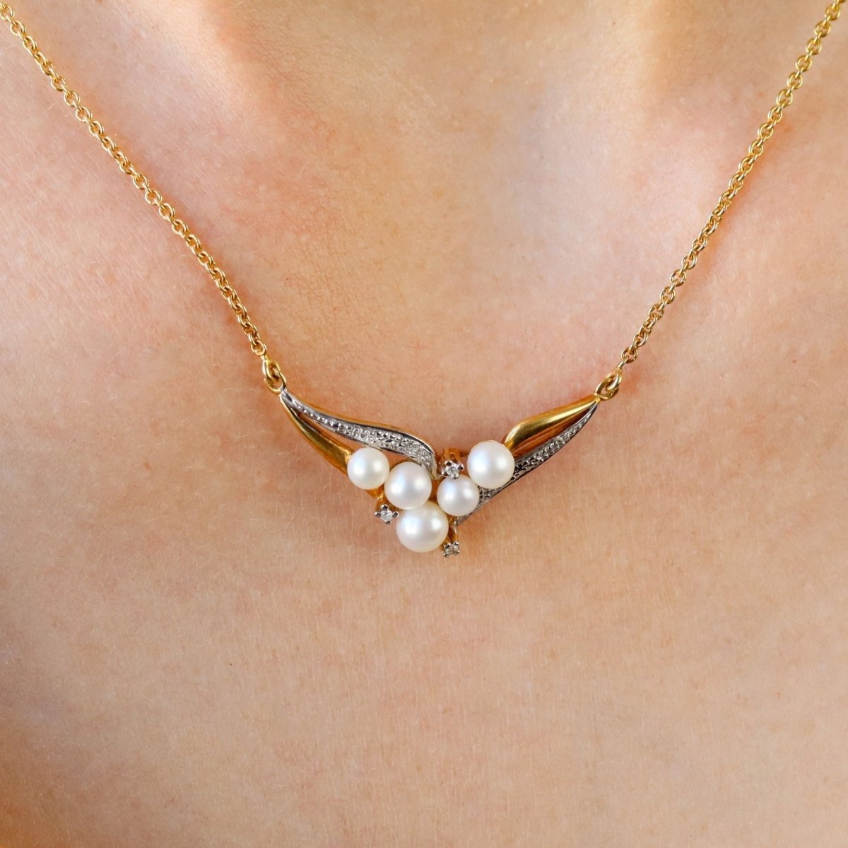 Necklace modern two golds diamonds cultured pearls