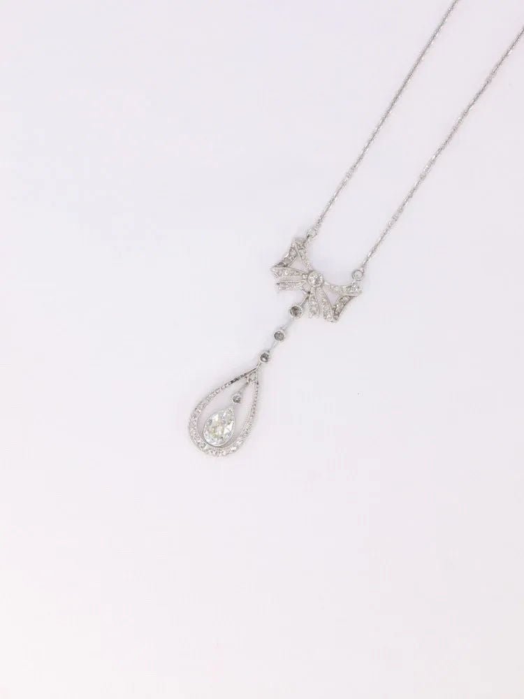 Collier noeud Belle Epoque en or blanc et diamant - Castafiore