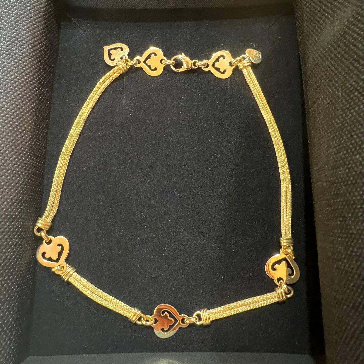 Collier O.J. PERRIN "Légendes" en or jaune - Castafiore