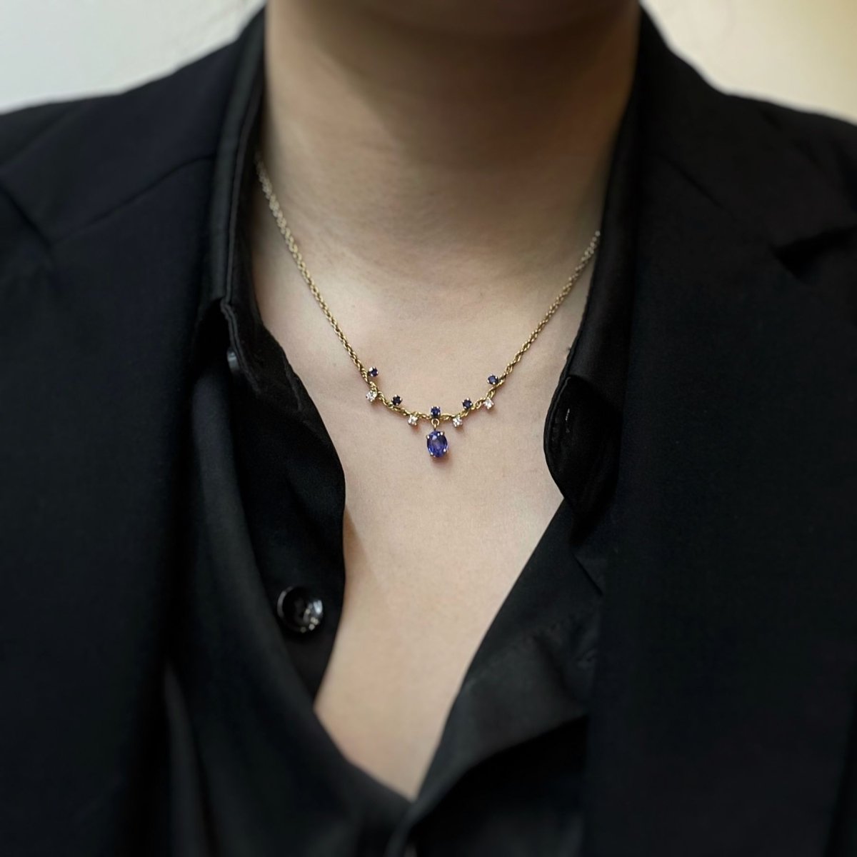 Collier - Or, diamants & saphirs
