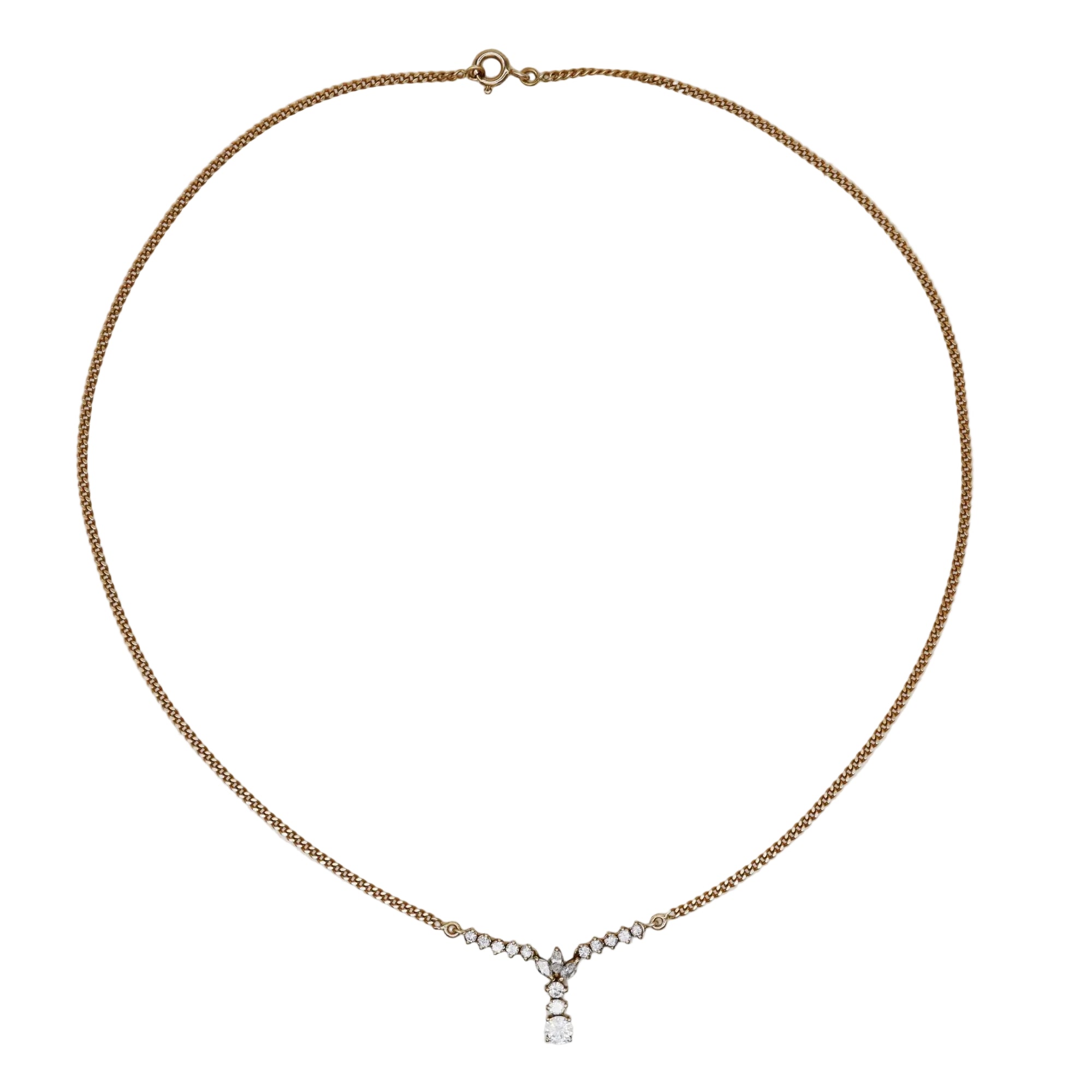 Necklace yellow gold and diamonds