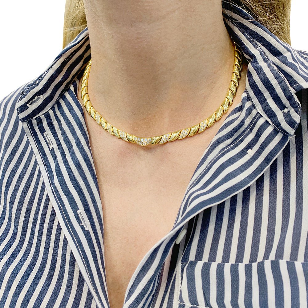 Collier Patek Philippe or jaune, diamants. - Castafiore