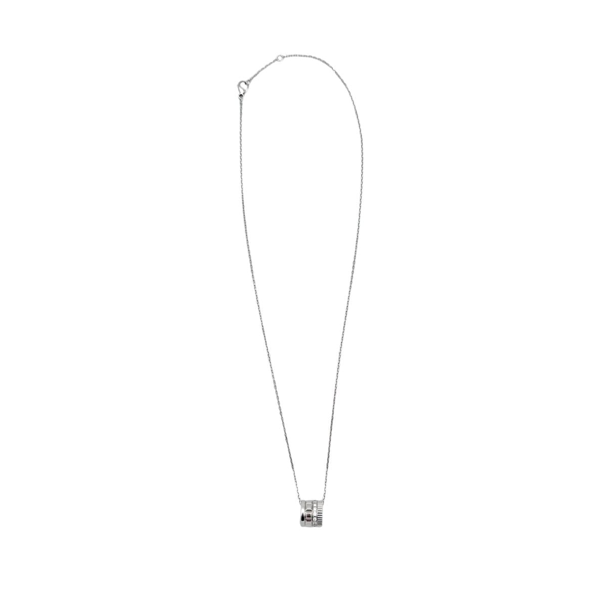 Collier Pendentif BOUCHERON Quatre en or blanc et diamants