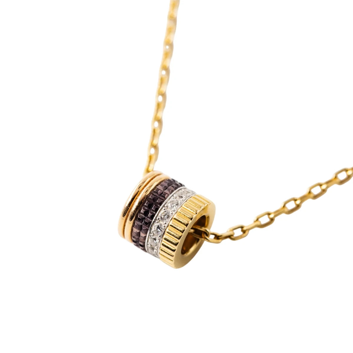Collier Pendentif BOUCHERON "Quatre" en or jaune, or rose, or blanc, PVD et diamants - Castafiore