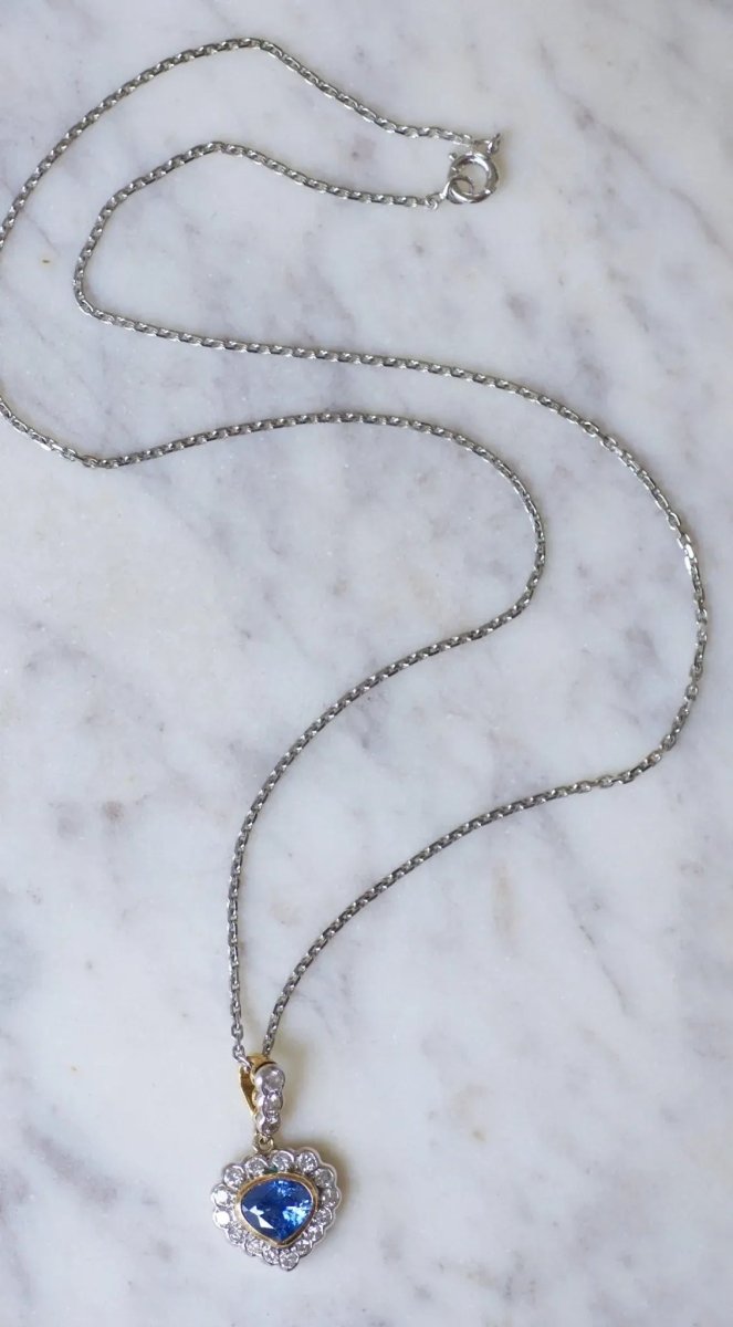 Collier Pendentif Coeur saphir Ceylan et diamants - Castafiore