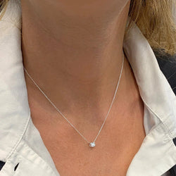 Collier Pendentif DINH VAN "Le Cube" en or blanc et diamant - Castafiore