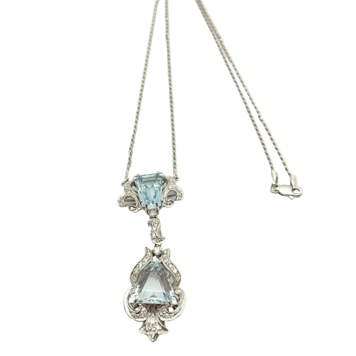 Collier Pendentif en or blanc, aigue-marine et diamants - Castafiore