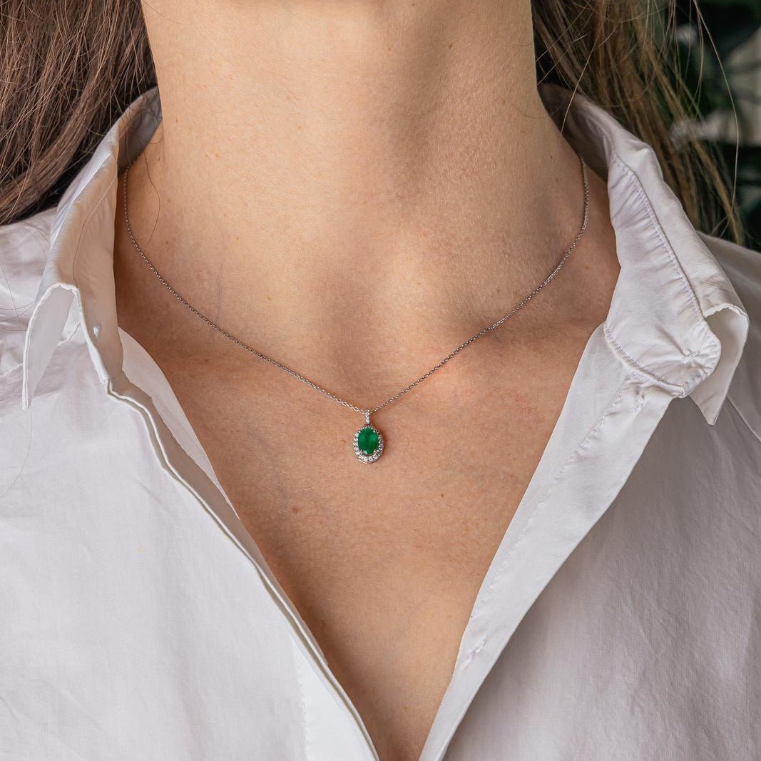 Collier Pendentif en or blanc, émeraude et diamants - Castafiore