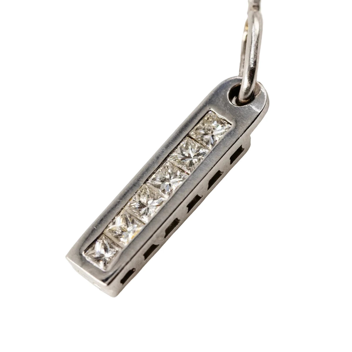 Collier Pendentif en or blanc et diamants - Castafiore