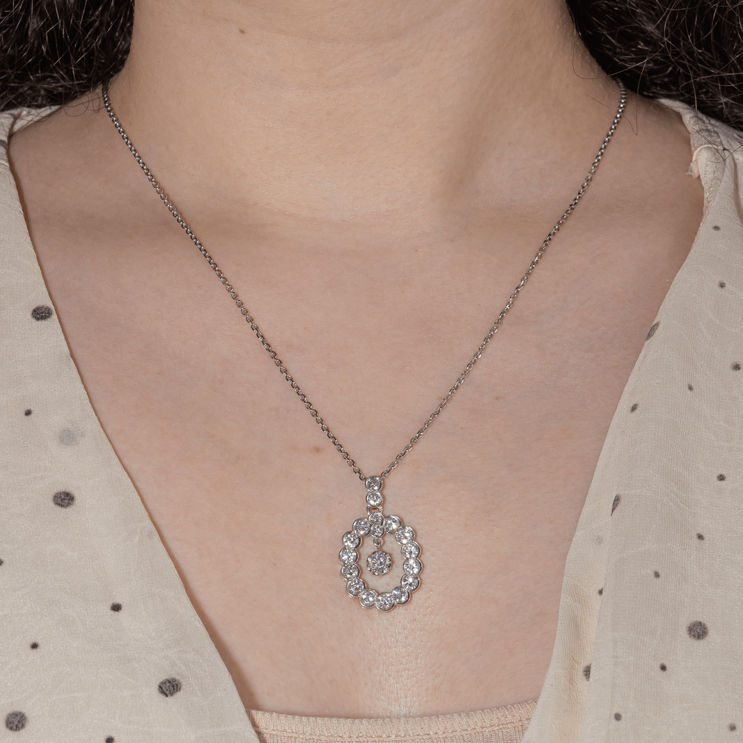 Collier Pendentif en or blanc et diamants - Castafiore