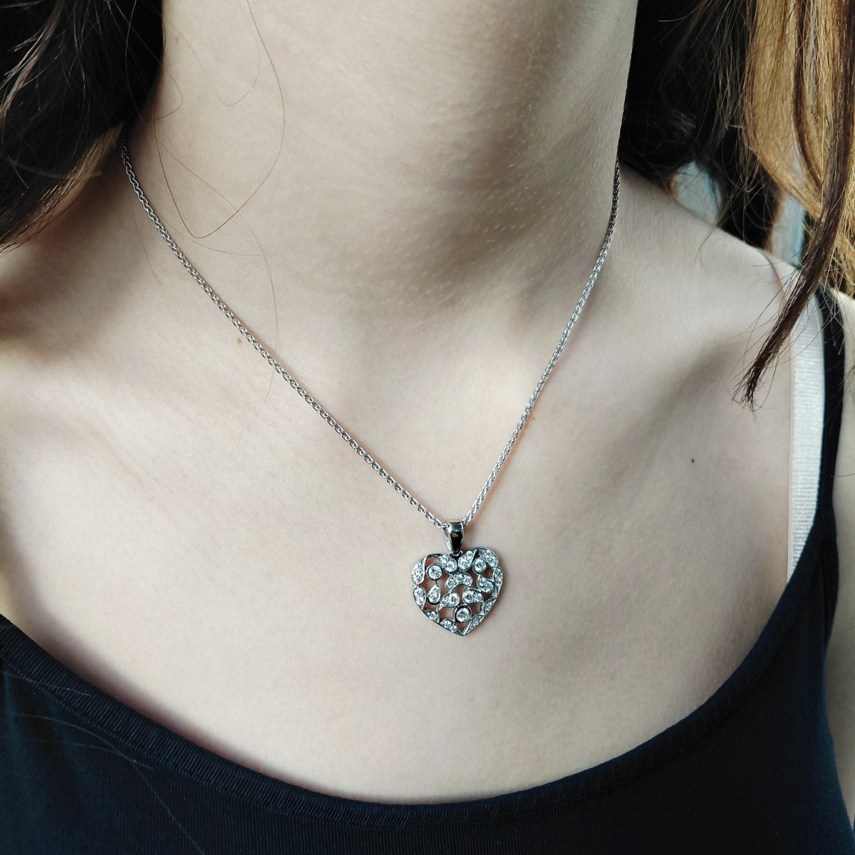 Collier Pendentif en or blanc et diamants - Castafiore