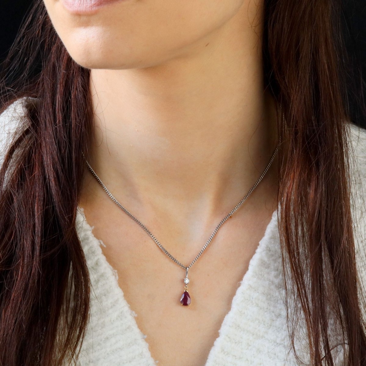 Collier Pendentif en or blanc, or jaune, rubis et diamant - Castafiore