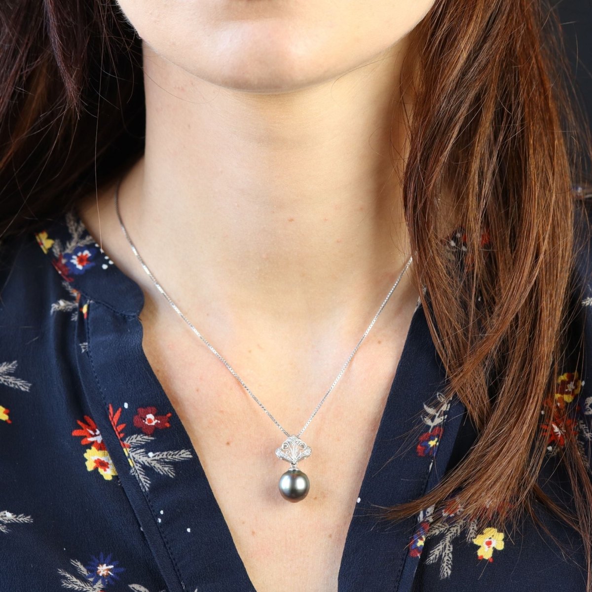 Collier Pendentif en or blanc, perle et diamants - Castafiore