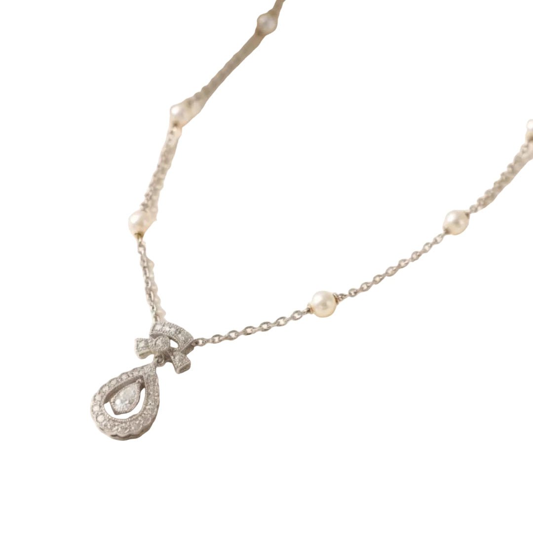 Collier Pendentif en or blanc, perles et diamants - Castafiore