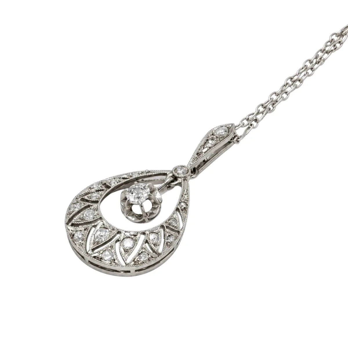 Collier Pendentif en or blanc, platine et diamants - Castafiore