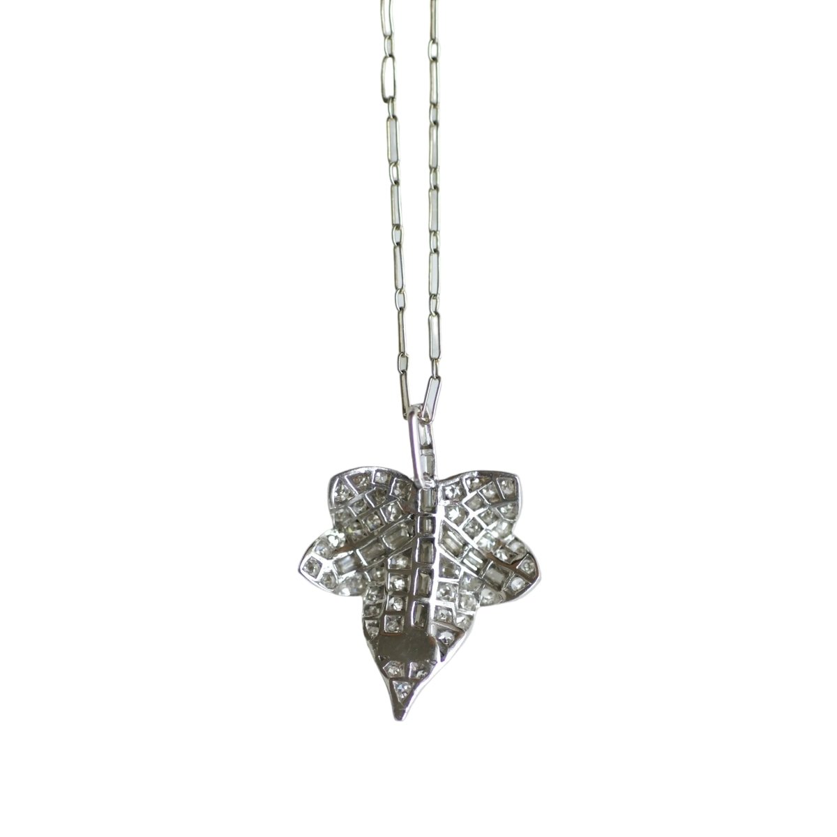 Collier Pendentif en or blanc, platine et diamants - Castafiore