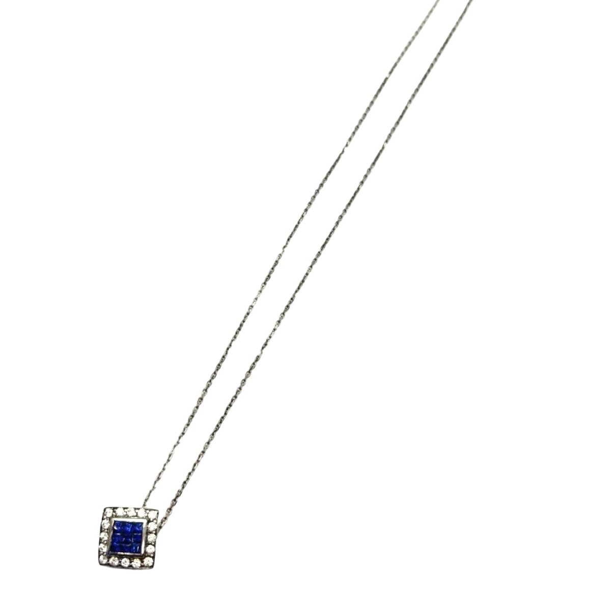 Necklace Pendant in white gold, sapphires and diamonds