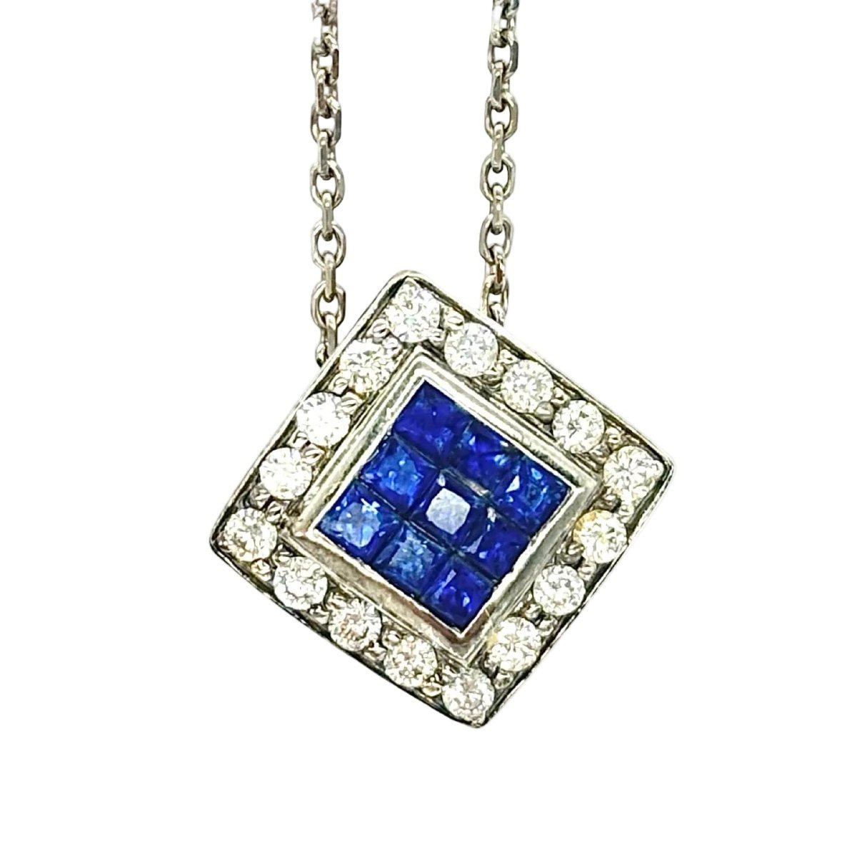 Necklace Pendant in white gold, sapphires and diamonds