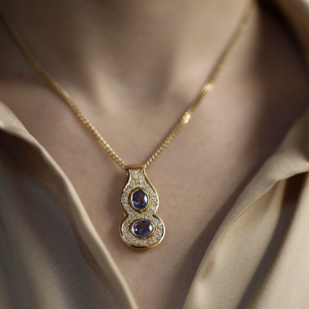 Collier pendentif en or jaune 18K massif avec saphirs et diamants brillants - Castafiore