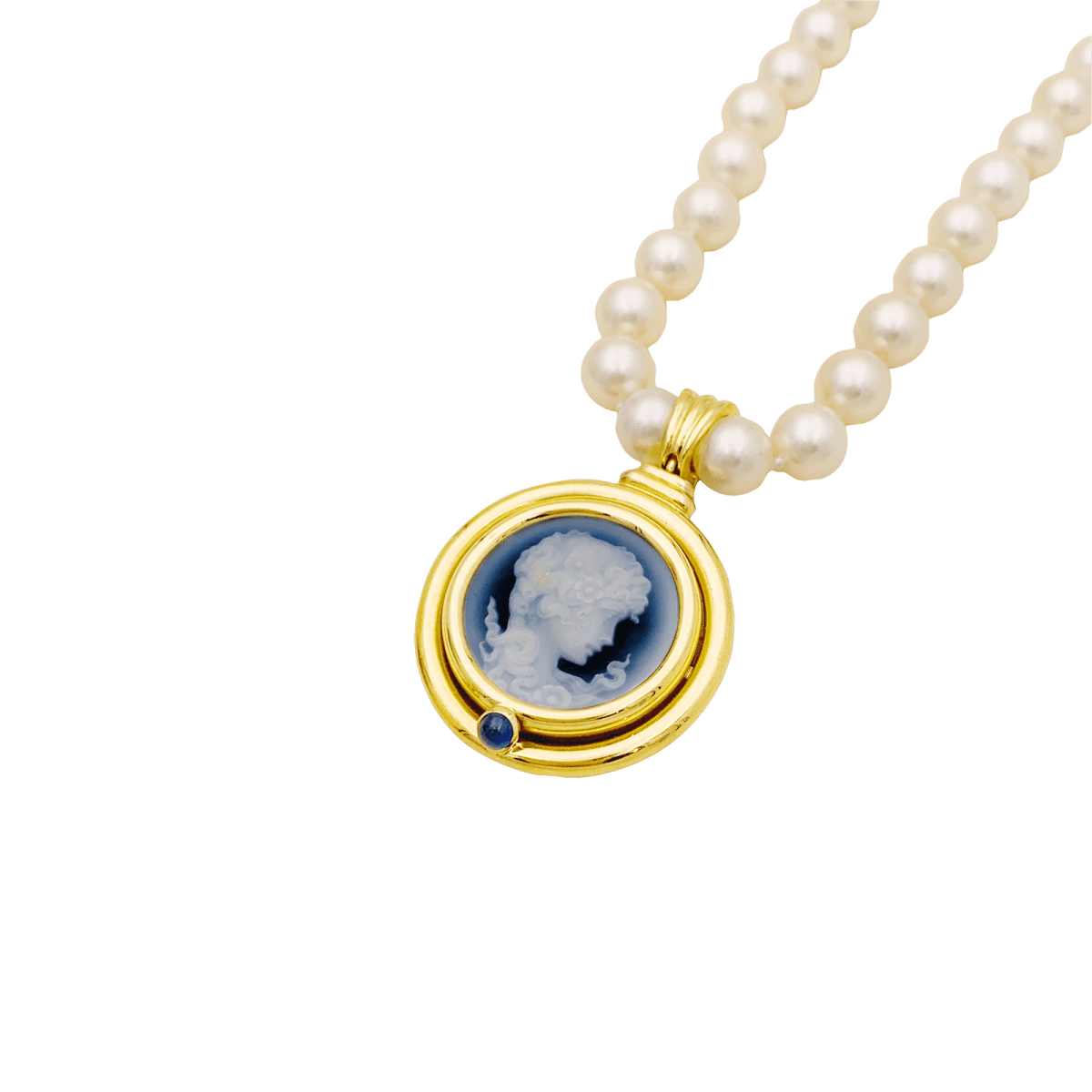 Collier Pendentif en or jaune, camée, onyx, perles et saphir - Castafiore