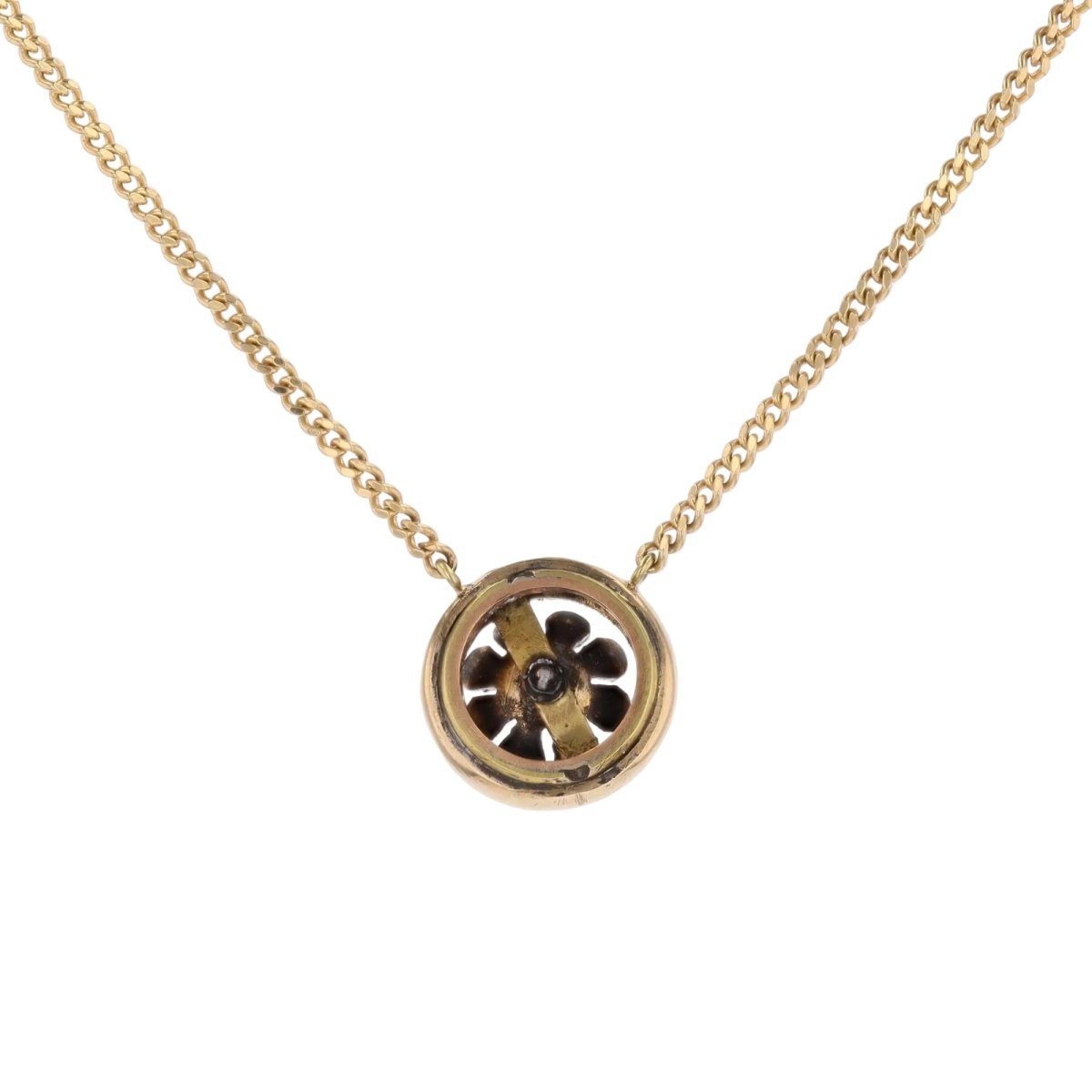 Gourmet link chain with antique pearl motif and diamonds