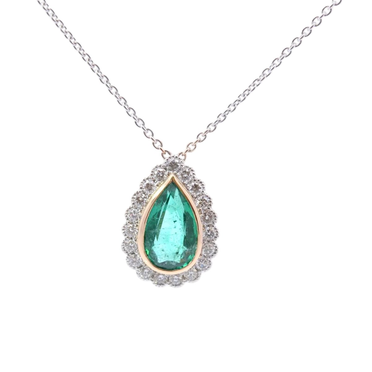 Collier Pendentif en or jaune, platine, émeraude et diamants - Castafiore
