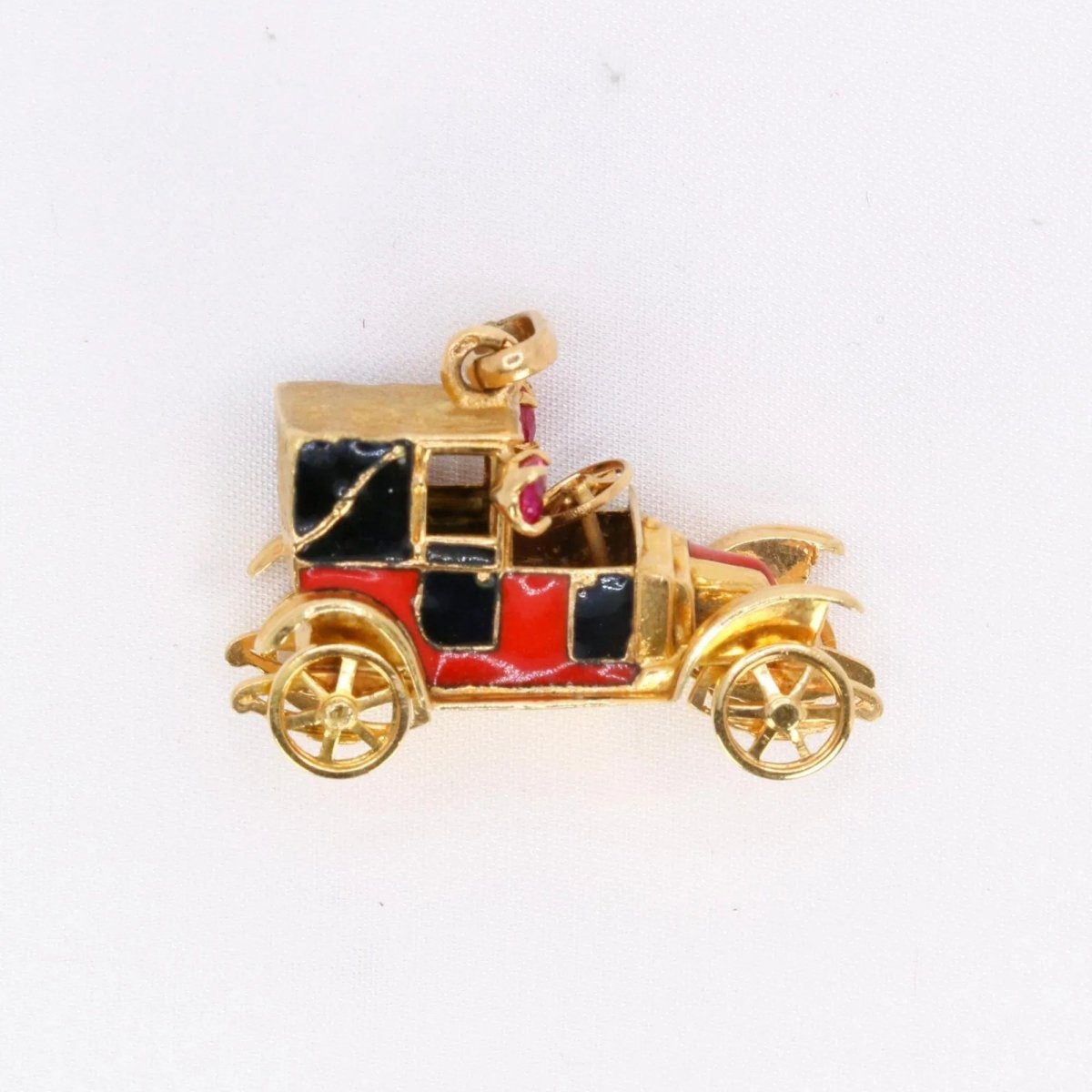 Collier Pendentif en or jaune, rubis et émail - Castafiore