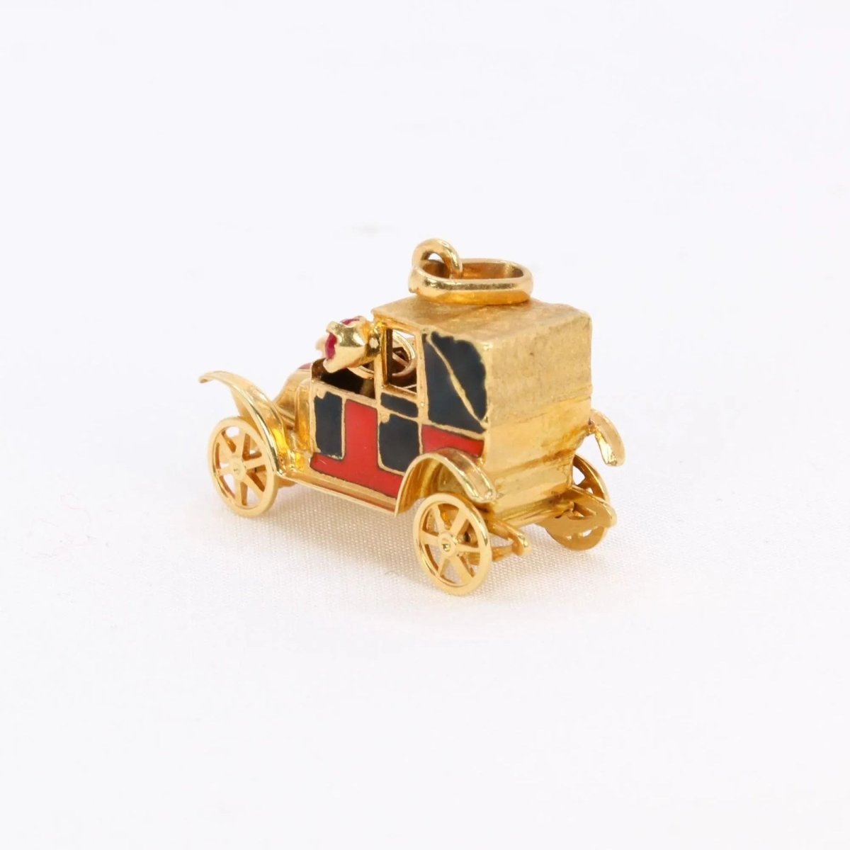 Collier Pendentif en or jaune, rubis et émail - Castafiore