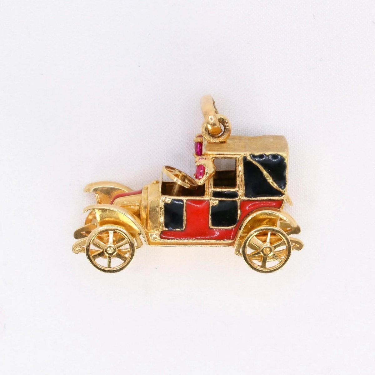 Collier Pendentif en or jaune, rubis et émail - Castafiore