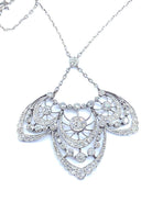 Collier pendentif en platine, diamants, époque 1900 - Castafiore