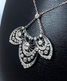 Collier pendentif en platine, diamants, époque 1900 - Castafiore