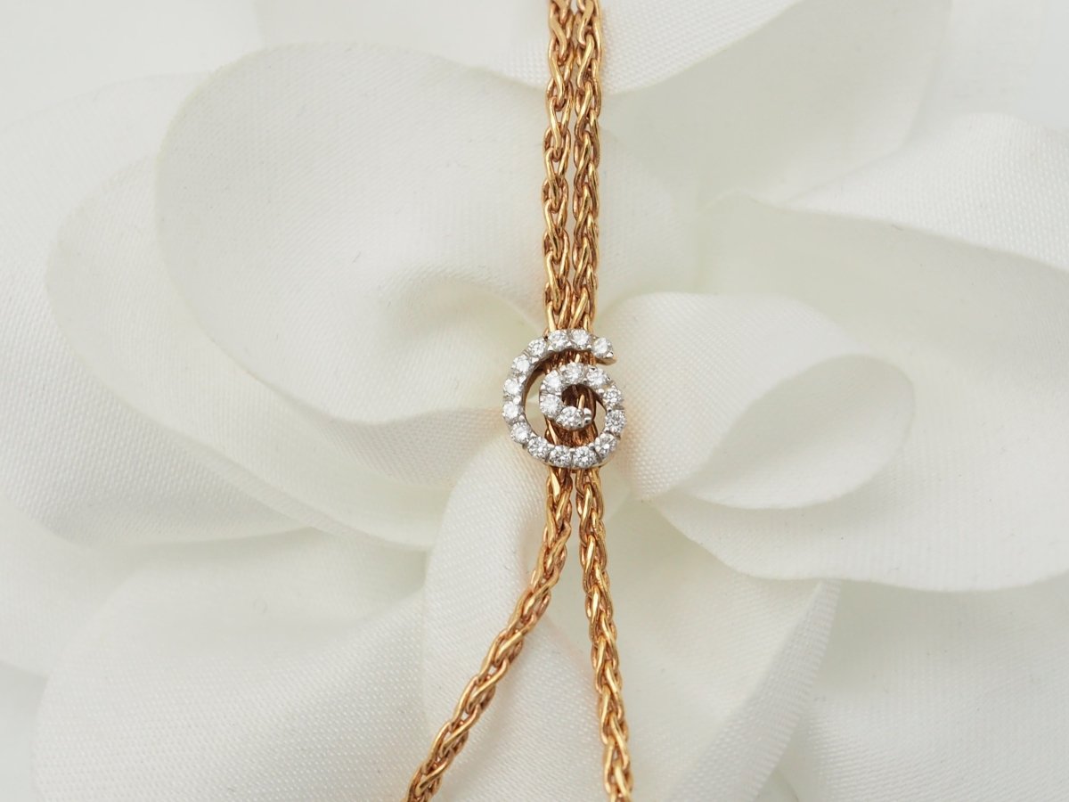 Collier pendentif fleur en or rose, pierres fines et diamants - Castafiore