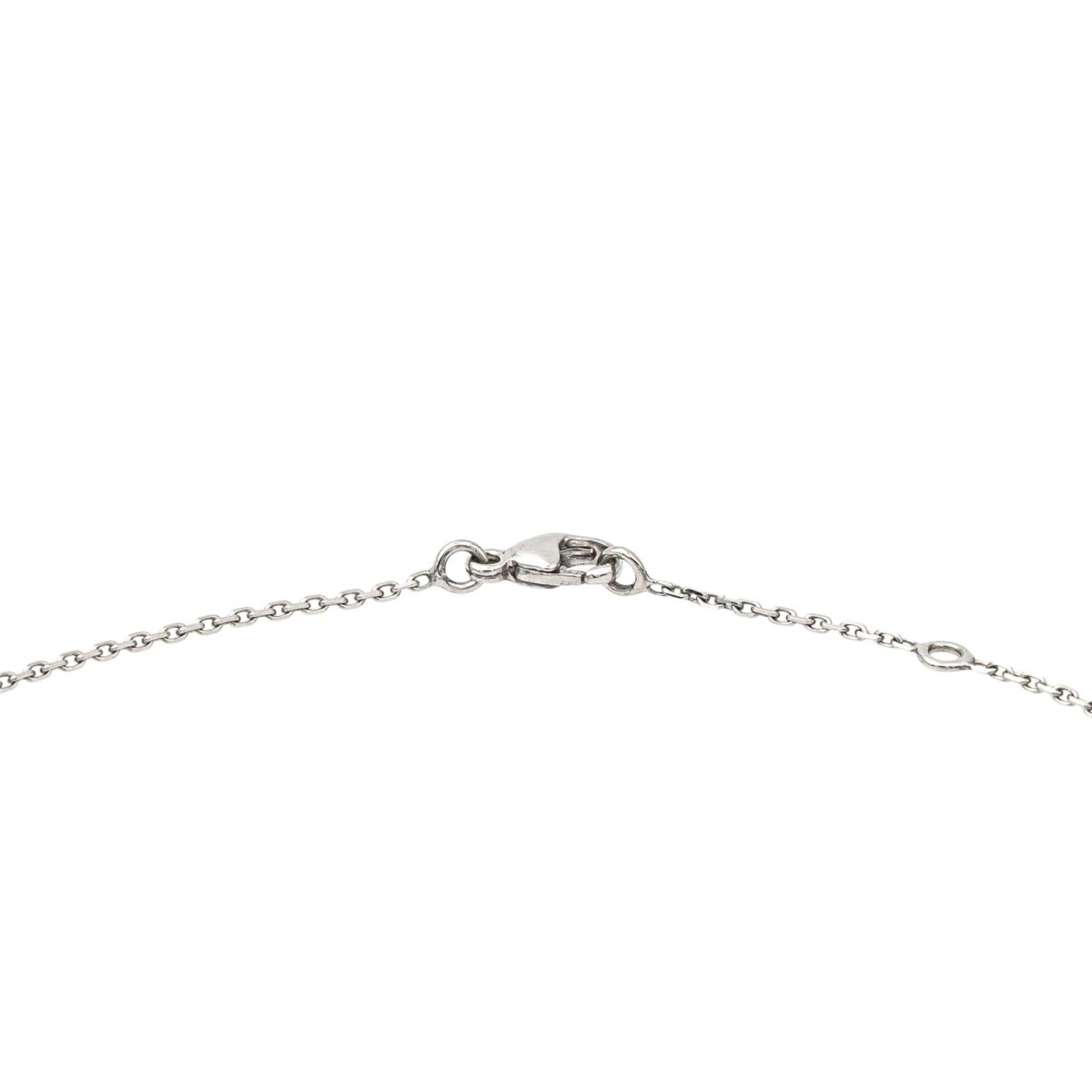 Collier Pendentif MAUBOUSSIN "Ma Reine d'Amour N°2" en or blanc et diamants - Castafiore