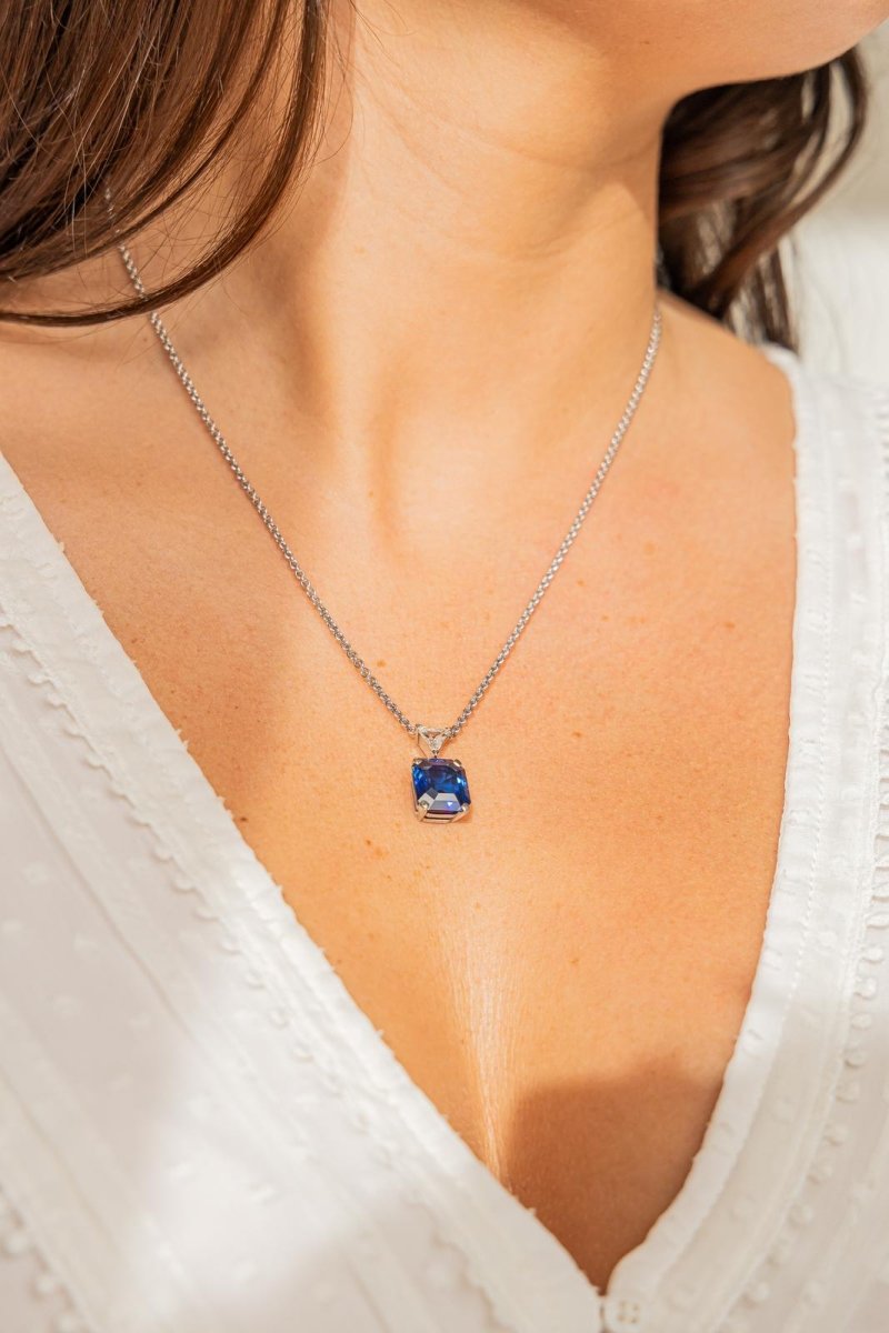 Collier Pendentif Or blanc Saphir - Castafiore