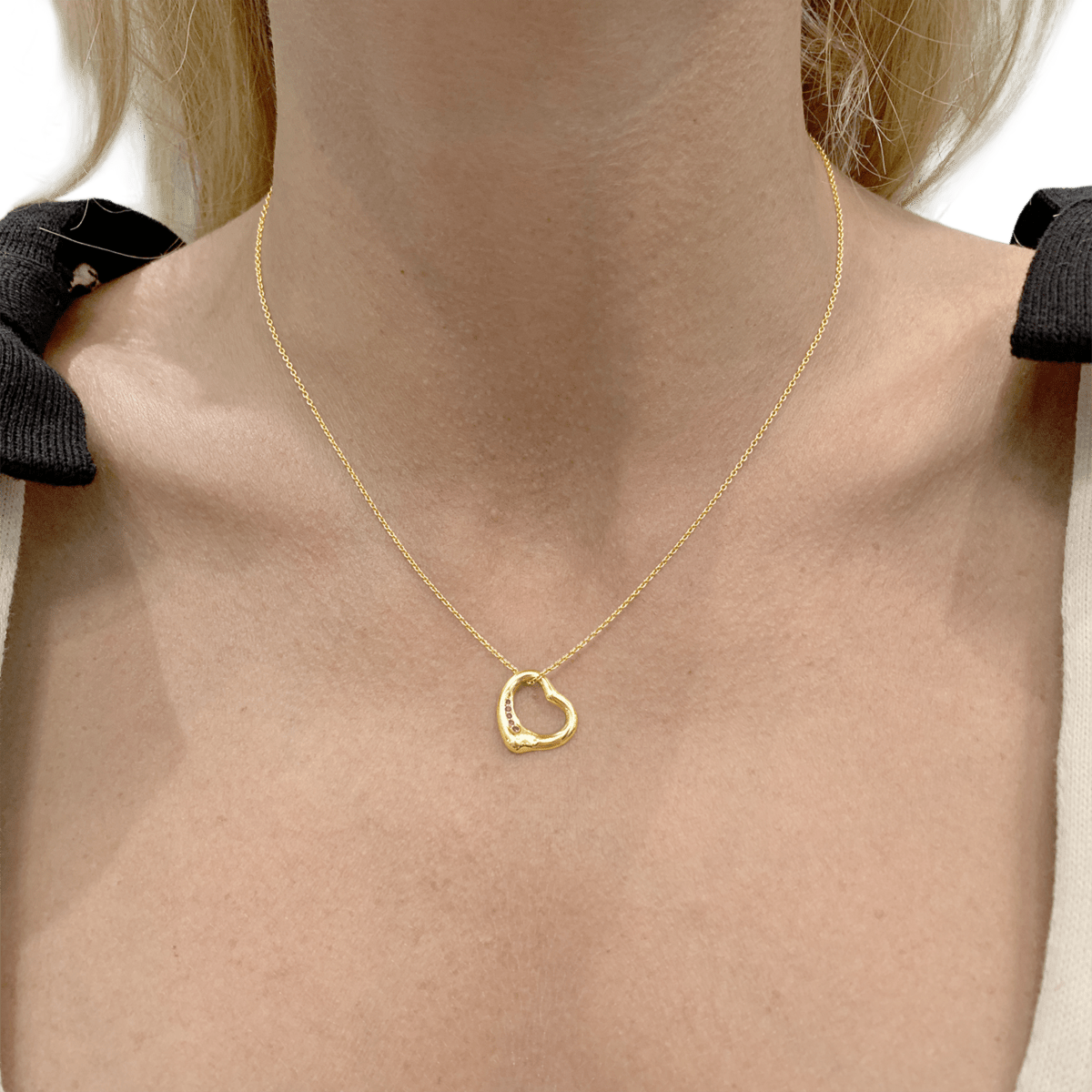 Collier Pendentif TIFFANY & CO X ELSA PERETTI "Open Heart" en or jaune et rubis - Castafiore
