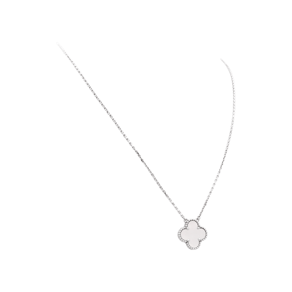 Collier Pendentif VAN CLEEF & ARPELS "Alhambra" en or blanc et nacre - Castafiore