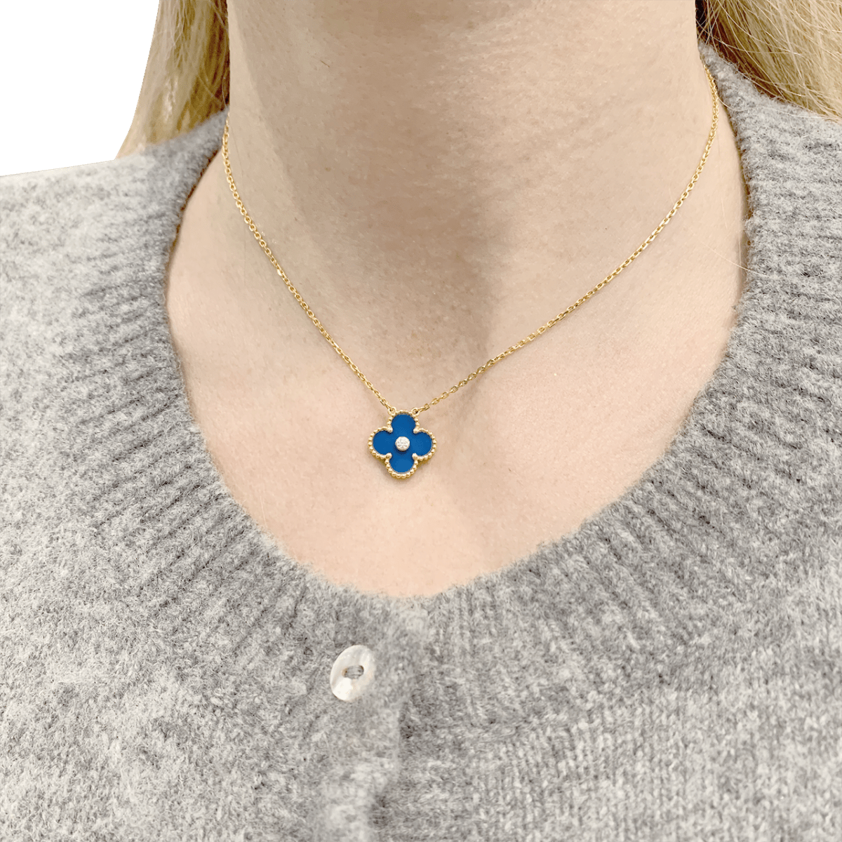 VAN CLEEF ARPELS “Alhambra” pendant necklace in yellow gold