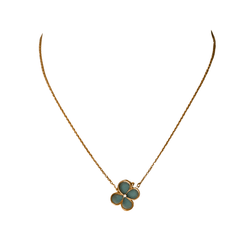 Collier Pendentif VAN CLEEF & ARPELS en or jaune, calcédoine et diamant - Castafiore